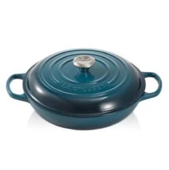 Le Creuset Braadpan Campagnard Signature Deep Teal - ø 30 Cm / 3.5 Liter 8 Le Creuset Braadpan Campagnard Signature Deep Teal - ø 30 Cm / 3.5 Liter -Kookwereld Winkel 1197x1200 7