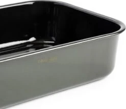 Dagelijkse Kost Door Jeroen Meus - Braadslede 39,5x28,6cm - Olijfgroen - Emaille - PFAS-vrij 10 Dagelijkse Kost Door Jeroen Meus - Braadslede 39,5x28,6cm - Olijfgroen - Emaille - PFAS-vrij -Kookwereld Winkel 1200x1043 4