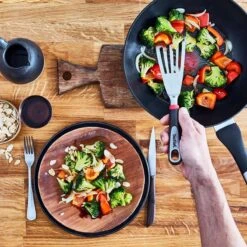 Tefal Unlimited Wokpan - Ø 28 Cm -Kookwereld Winkel 1200x1198 9