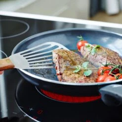 GreenPan Cambridge Koekenpan 28cm - Zwart - Inductie - PFAS-vrij 32 GreenPan Cambridge Koekenpan 28cm - Zwart - Inductie - PFAS-vrij -Kookwereld Winkel 1200x1199 8