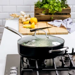 GreenPan Copenhagen Stoofpan Met Deksel En Extra Handvat 28cm/4.3L -Kookwereld Winkel 1200x1200 1001