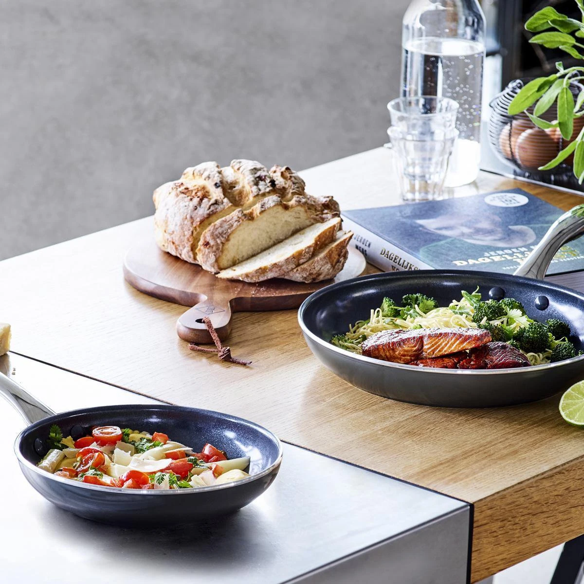 Dagelijkse Kost - Koekenpannenset 2-delig - ø20+28cm - Inductie - Anti-aanbak - PFAS-vrij 11 Dagelijkse Kost - Koekenpannenset 2-delig - ø20+28cm - Inductie - Anti-aanbak - PFAS-vrij - Afbeelding 11