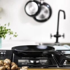 VitaVerde Expert Koekenpannenset Ø 24cm + Ø 28cm - Zwart - Inductie - PFAS-vrij 15 VitaVerde Expert Koekenpannenset Ø 24cm + Ø 28cm - Zwart - Inductie - PFAS-vrij -Kookwereld Winkel 1200x1200 304