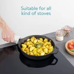 Navaris Gietijzeren Koekenpan - Braadpan Van Gietijzer - Ronde Skillet - Geschikt Voor Alle Warmtebronnen - Ø 25 Cm - Ovenbestendig Tot 260?graden 13 Navaris Gietijzeren Koekenpan - Braadpan Van Gietijzer - Ronde Skillet - Geschikt Voor Alle Warmtebronnen - Ø 25 Cm - Ovenbestendig Tot 260?graden -Kookwereld Winkel 1200x1200 384