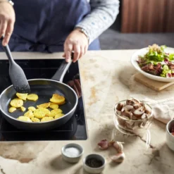 Demeyere Alu Classico 3 Koekenpan – Ceraforce Antikleefpan - Inductie – 20 Cm - PTFE En PFAS Vrij -Kookwereld Winkel 1200x1200 451