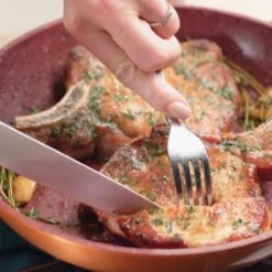 Livington Copper & Stone Pan - 24cm Koekenpan- Anti-aanbaklaag En Krasbestendig - Graniet Look - Binnenste Steenlaag Voor Perfecte Warmteverdeling - Geschikt Voor Ceran, Gas, Elektrisch, Inductie -Kookwereld Winkel 1200x1200 913