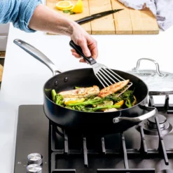 GreenPan Copenhagen Stoofpan Met Deksel En Extra Handvat 28cm/4.3L -Kookwereld Winkel 1200x1200 999