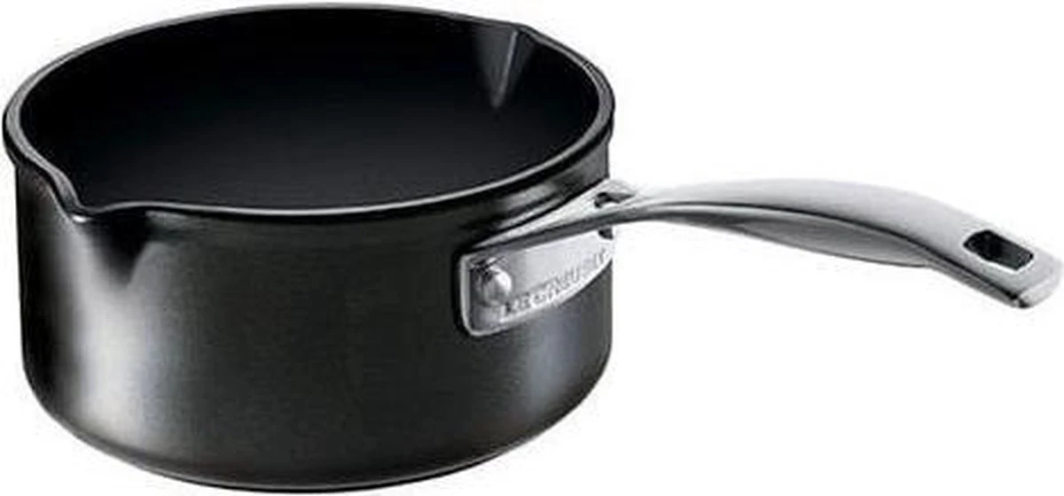 Le Creuset Steelpan - 2 Schenktuiten - Les Forgées TNS - ø 16 Cm / 1.6 Liter 4 Le Creuset Steelpan - 2 Schenktuiten - Les Forgées TNS - ø 16 Cm / 1.6 Liter - Afbeelding 4