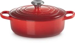 Le Creuset - Gietijzeren - Lage Braadpan - 24cm - Kersenrood 25 Le Creuset - Gietijzeren - Lage Braadpan - 24cm - Kersenrood -Kookwereld Winkel 1200x695 3
