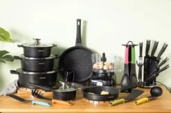 Swiss Pro+ - SWP41D22 - Pannenset 41 Delig - Foodprocessor - Messenblok 8 Delig - Kookgerei Set Met Houder 7 Delig - Starters Pakket - 2022 Serie - Limited Edition -uitzet 20 Swiss Pro+ - SWP41D22 - Pannenset 41 Delig - Foodprocessor - Messenblok 8 Delig - Kookgerei Set Met Houder 7 Delig - Starters Pakket - 2022 Serie - Limited Edition -uitzet -Kookwereld Winkel 1200x799 59