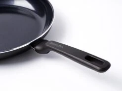 GreenPan Memphis Koekenpannenset - 3-delig - Zwart - Inductie - PFAS-vrij 23 GreenPan Memphis Koekenpannenset - 3-delig - Zwart - Inductie - PFAS-vrij -Kookwereld Winkel 1200x900 18