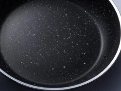 Sola Wokpan Stonehenge - Ø 28 Cm - Zwart/wit - Aluminium - Antiaanbaklaag -Kookwereld Winkel 1200x906 12