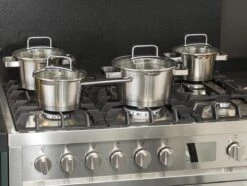 Sola Pannenset Diamond - 4 Delig - Ø 16,16,18,20 Cm - Zilver - RVS - Sandwichbodem 21 Sola Pannenset Diamond - 4 Delig - Ø 16,16,18,20 Cm - Zilver - RVS - Sandwichbodem -Kookwereld Winkel 1200x906 3