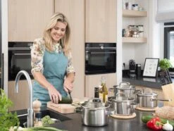 Sola Pannenset Juvia - 4 Delig - Ø 16,16,18,20 Cm - Zilver - RVS - Sandwichbodem 26 Sola Pannenset Juvia - 4 Delig - Ø 16,16,18,20 Cm - Zilver - RVS - Sandwichbodem -Kookwereld Winkel 1200x906 4