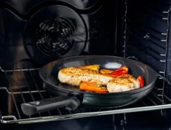 BK Easy Induction Ceramic Koekenpannenset Ø 24 + Ø 28 Cm - Inductie - PFAS-vrij 20 BK Easy Induction Ceramic Koekenpannenset Ø 24 + Ø 28 Cm - Inductie - PFAS-vrij -Kookwereld Winkel 1200x907 3