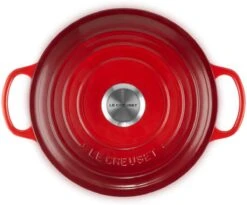 Le Creuset - Gietijzeren - Lage Braadpan - 24cm - Kersenrood 31 Le Creuset - Gietijzeren - Lage Braadpan - 24cm - Kersenrood -Kookwereld Winkel 1200x998