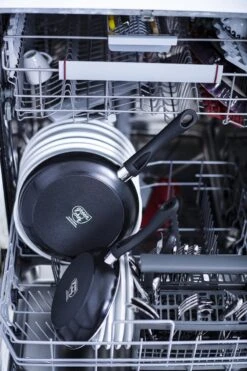 GreenChef Diamond Inductie Hapjespan - Ø28 Cm - Keramisch - PFAS-vrij 7 GreenChef Diamond Inductie Hapjespan - Ø28 Cm - Keramisch - PFAS-vrij -Kookwereld Winkel 800x1200 13